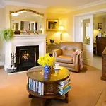 בית הארחה Greenmount House דינגל