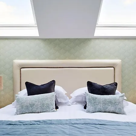 Greenmount House 4*